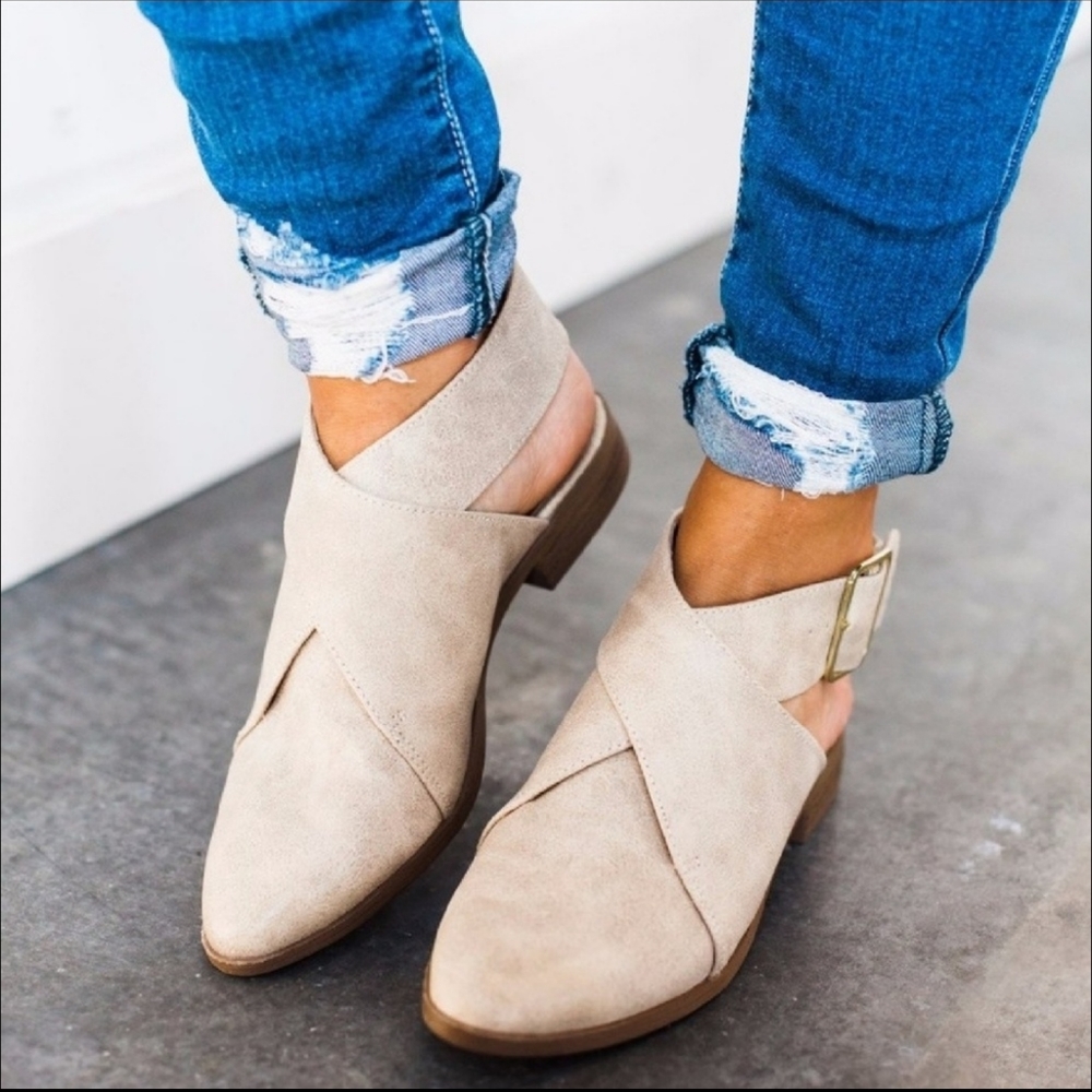 LAST 1! Wrap Buckle Flats - Picture 1 of 3